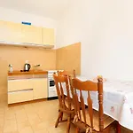 With Parking Space Stanici, Omis - 1027 *