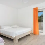 With Parking Space Stanici, Omis - 1027 Lejlighed Celina