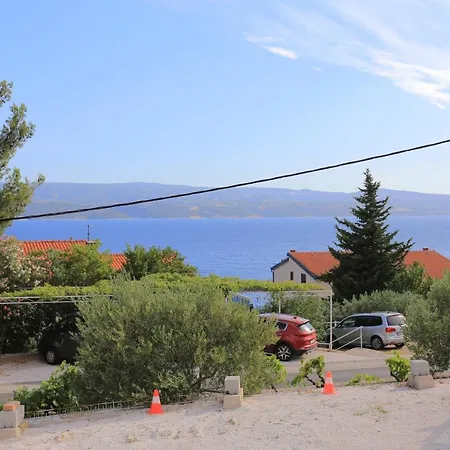 Apartment With A Parking Space Stanici, Omis - 1027 *