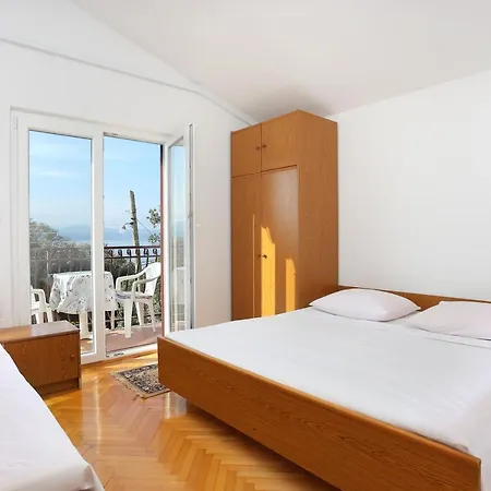 With Parking Space Stanici, Omis - 1027 Apartment *