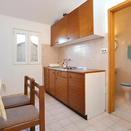 Apartment With Parking Space Stanici, Omis - 1027
