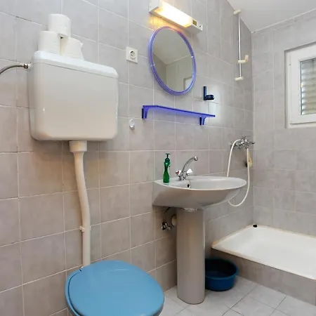 With Parking Space Stanici, Omis - 1027 Apartment