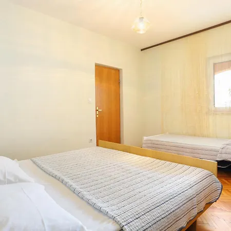 Apartment With A Parking Space Stanici, Omis - 1027 Celina